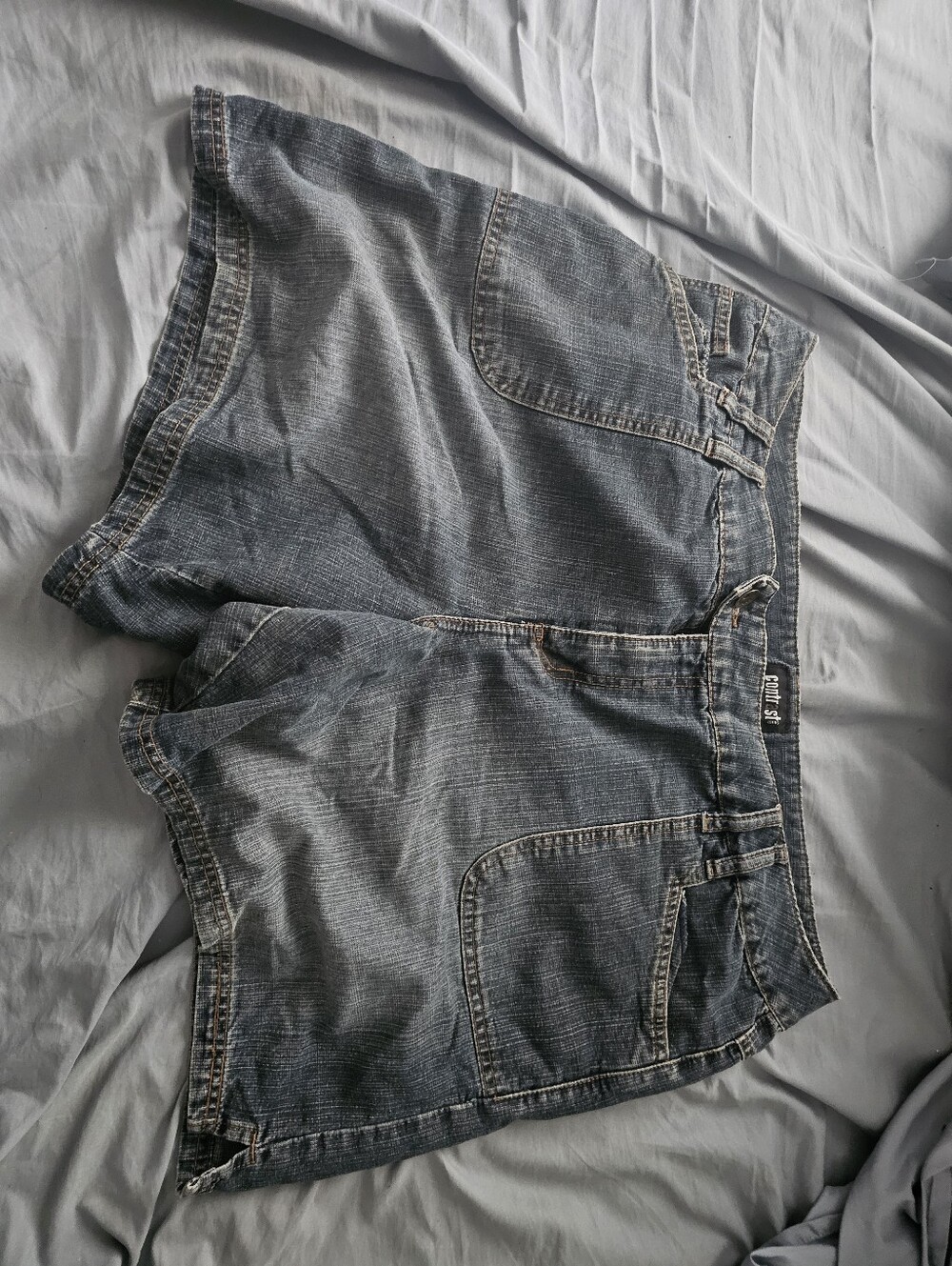 Women's Mid Wash Denim Jean Shorts - Contrast Jean